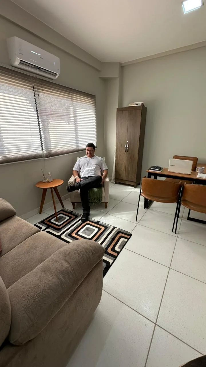 Consultório de Neuropsicologia em Brasília - Sala de Atendimento 2 Sala de atendimento para avaliação neuropsicológica no consultório Wagner Washington em Brasília - Ambiente 2